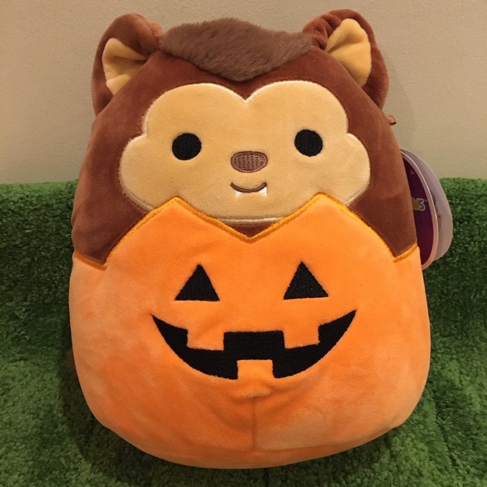 Wade the Werewolf Halloween Squishmallows 8”